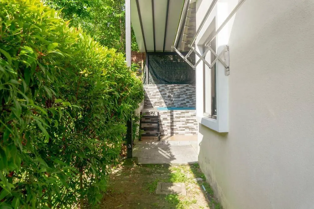5 Bedrooms Homestay With Private Pool Nilai 0*,  Malaysia
