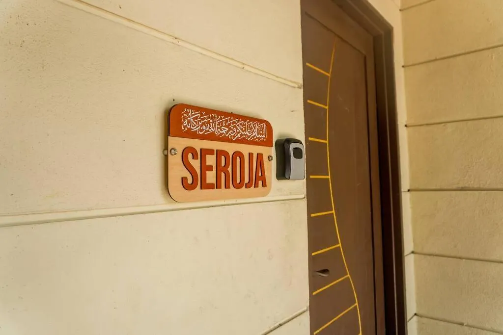 Holiday home 5 Bedrooms Homestay With Private Pool Nilai