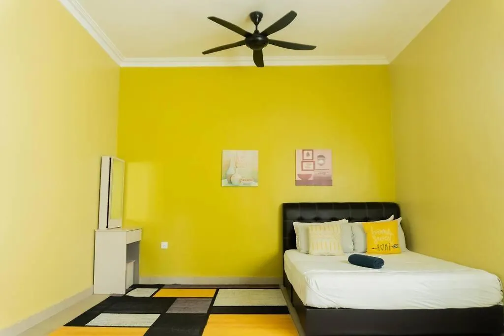 5 Bedrooms Homestay With Private Pool Nilai 0*,